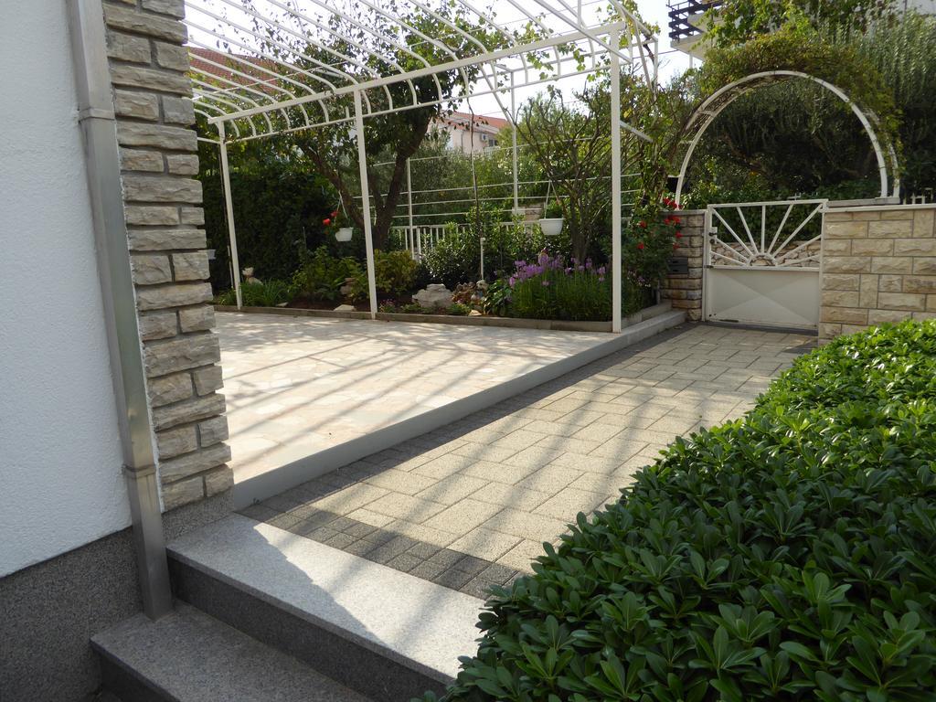 Apartments Bojanic Vodice Exterior photo